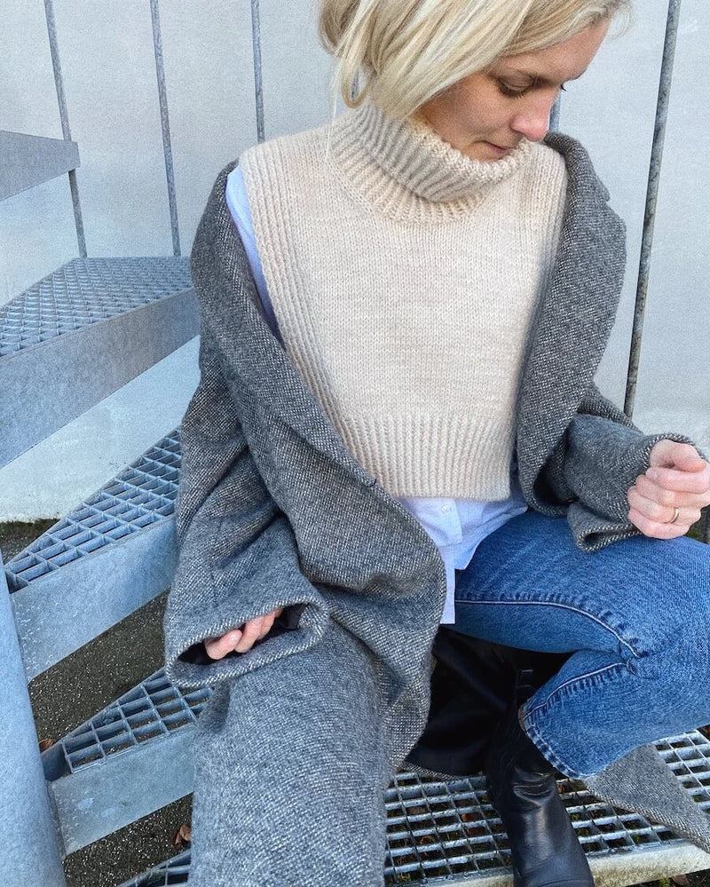 Theory alpaca 2025 blend twisted turtleneck