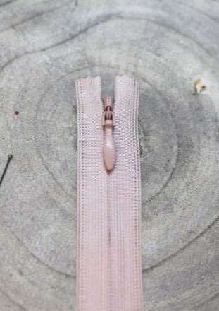 YKK - Atelier Brunette Invisible Zip. Pink